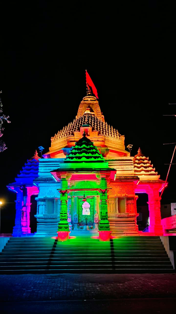 Hori Hanuman Ji Tirth Dham — Multi-Colour Illumination – temple façade lighting project